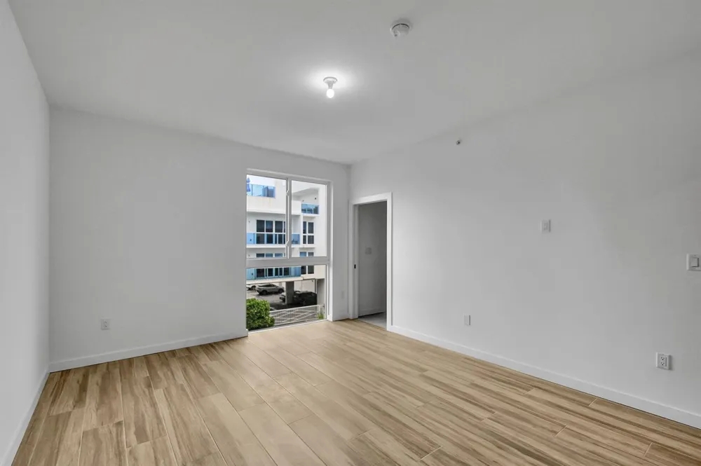 117 Lake Avenue #Unit 304 