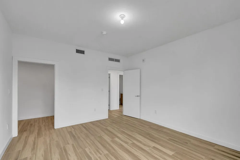 117 Lake Avenue #Unit 304 
