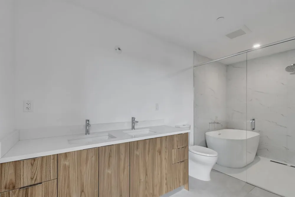 117 Lake Avenue #Unit 304 