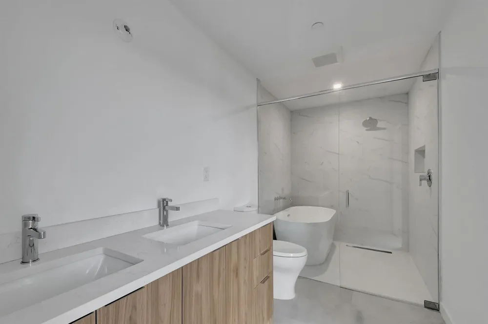117 Lake Avenue #Unit 304 