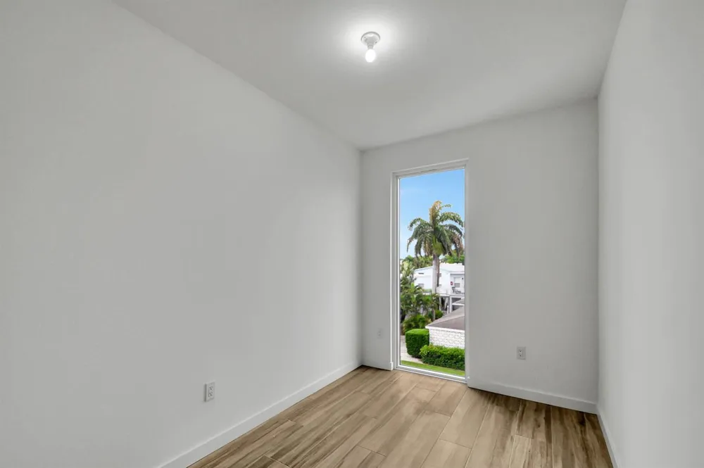 117 Lake Avenue #Unit 304 