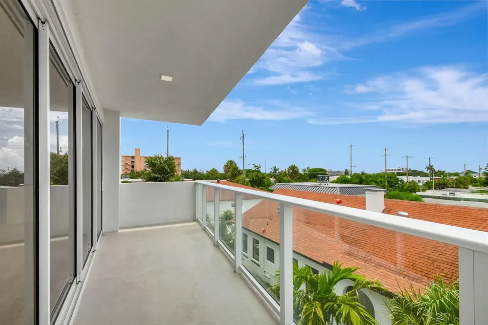 117 Lake Avenue #Unit 304 