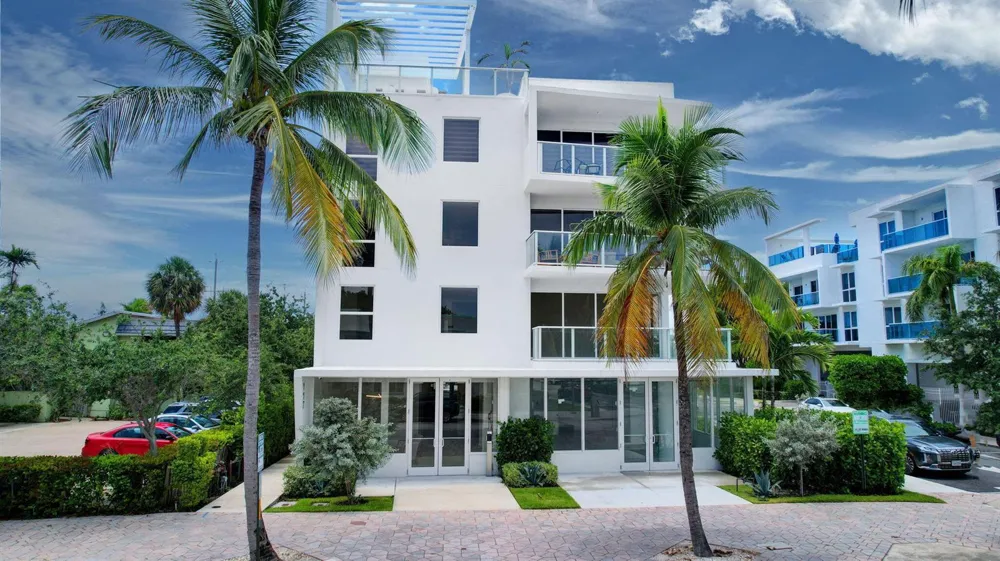 117 Lake Avenue #Unit 304 