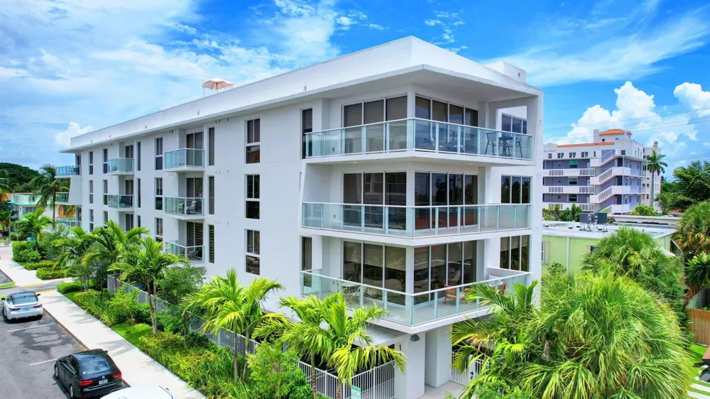 117 Lake Avenue #Unit 304 
