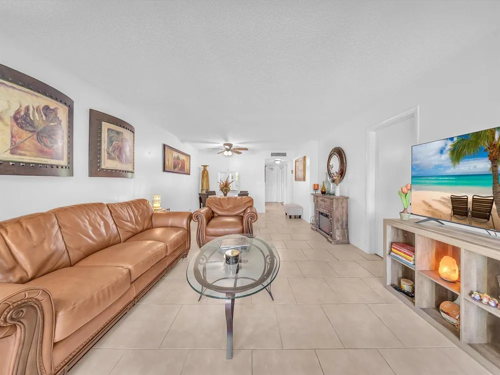 6051 NW 61st Avenue #310 Tamarac, FL 33319