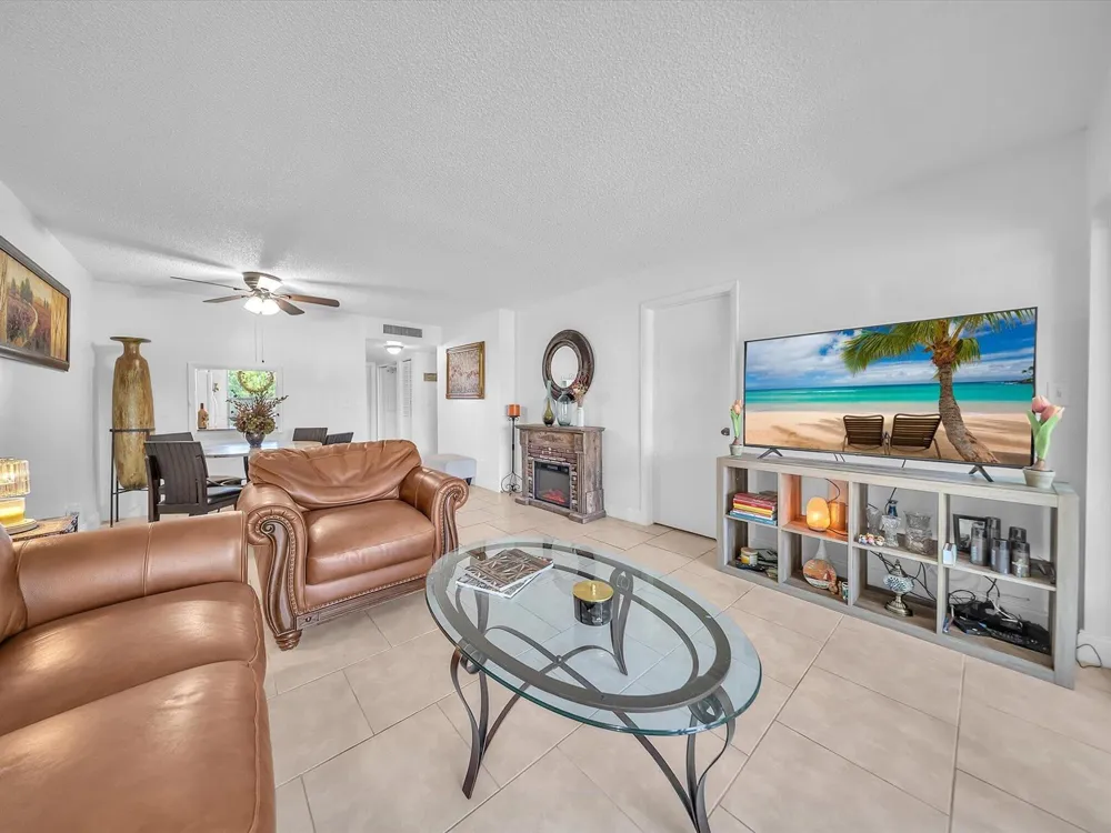 6051 NW 61st Avenue #310 Tamarac, FL 33319