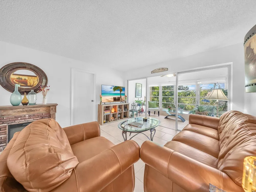 6051 NW 61st Avenue #310 Tamarac, FL 33319
