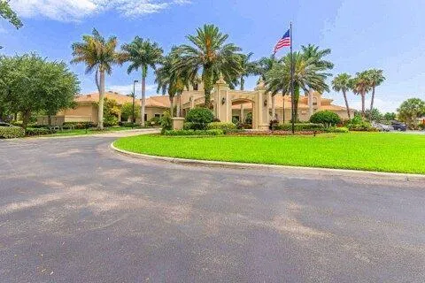 13064 Aliso Beach Drive Delray Beach, FL 33446