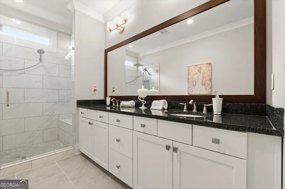 138 Inwood WALK Woodstock, GA 30188