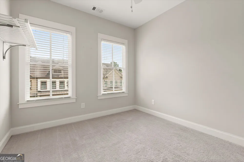 138 Inwood WALK Woodstock, GA 30188