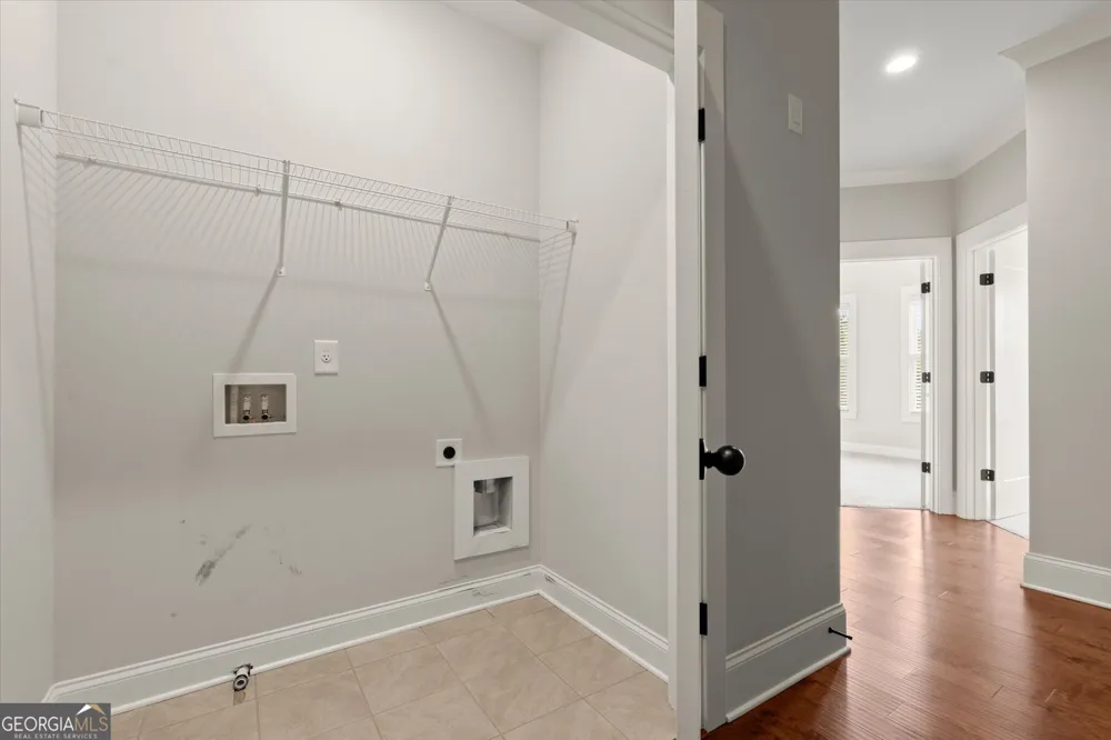 138 Inwood WALK Woodstock, GA 30188