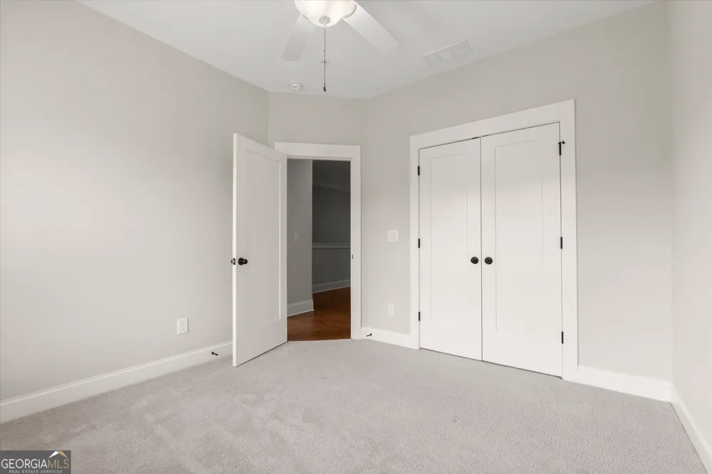 138 Inwood WALK Woodstock, GA 30188