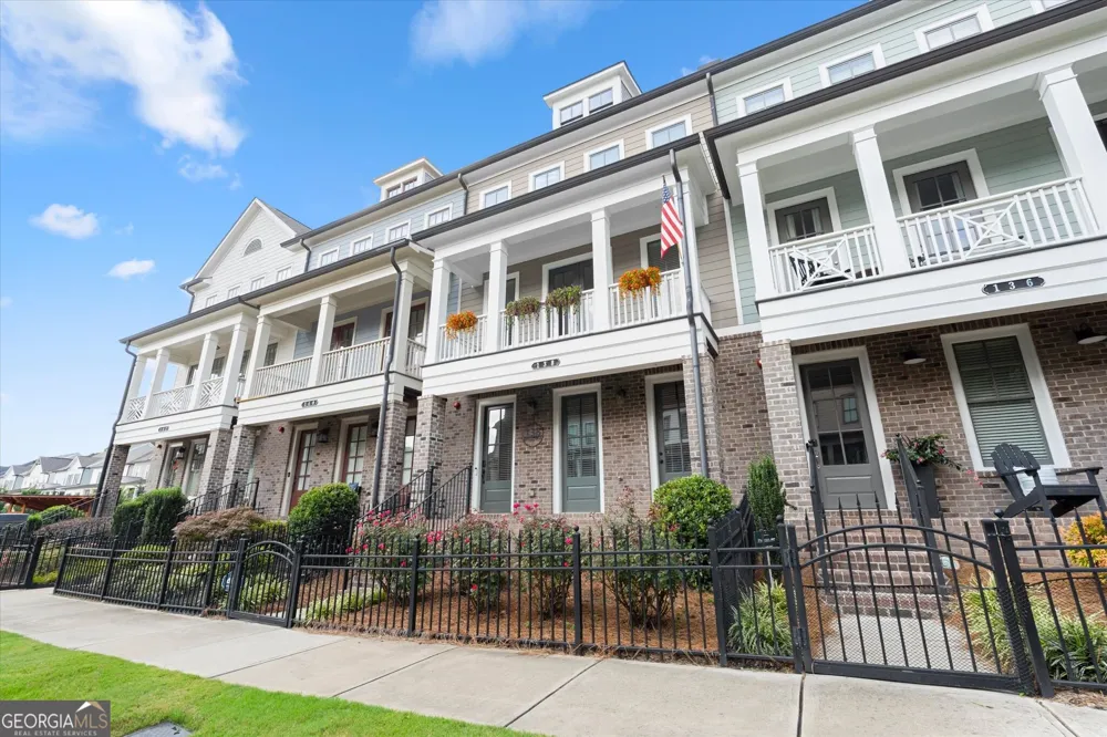138 Inwood WALK Woodstock, GA 30188
