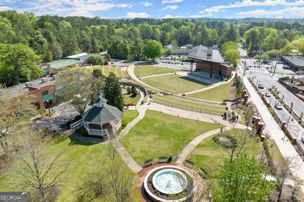 138 Inwood WALK Woodstock, GA 30188
