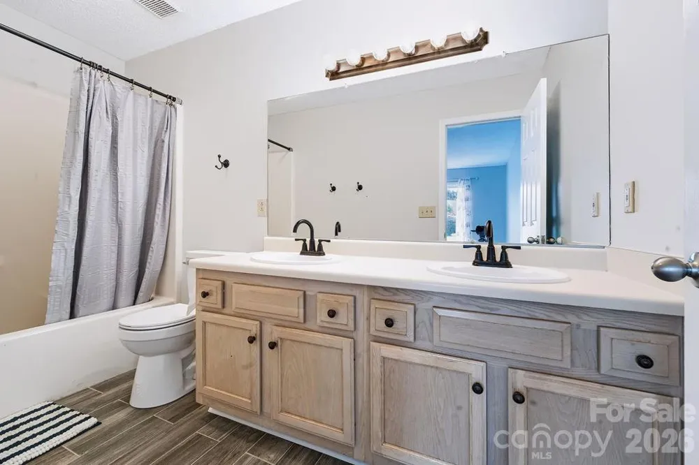 5139 Butner Drive Hickory, NC 28602