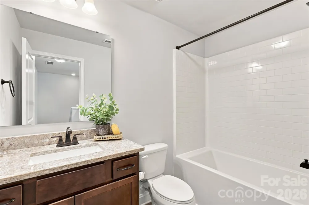 1004 Lyndon Station Drive Pineville, NC 28134