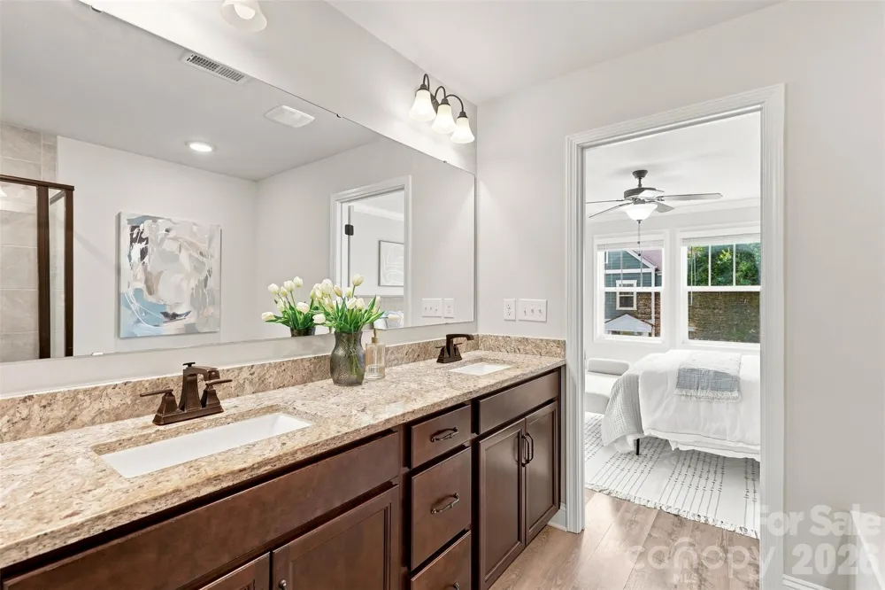1004 Lyndon Station Drive Pineville, NC 28134