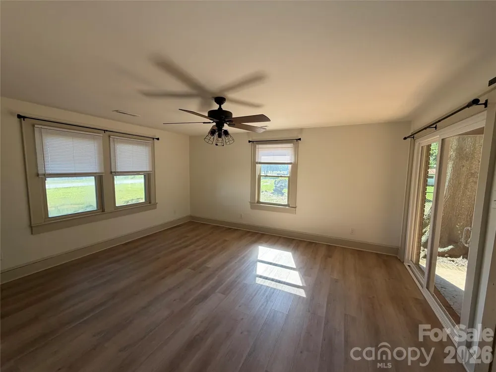 3649 Taylorsville Highway Statesville, NC 28625
