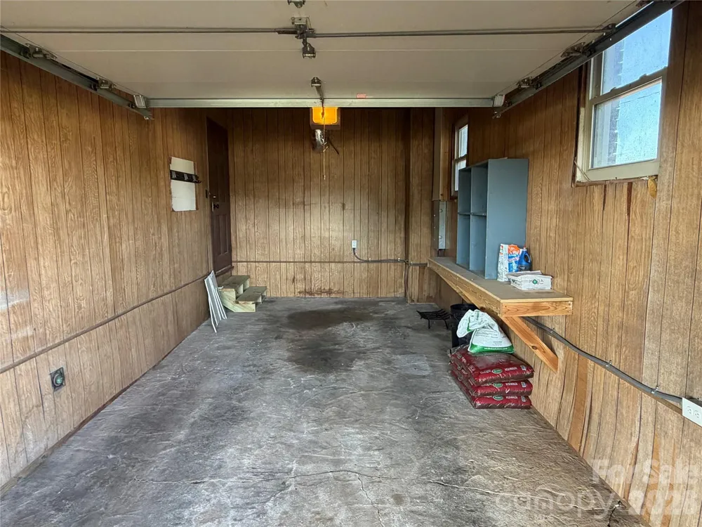 3649 Taylorsville Highway Statesville, NC 28625