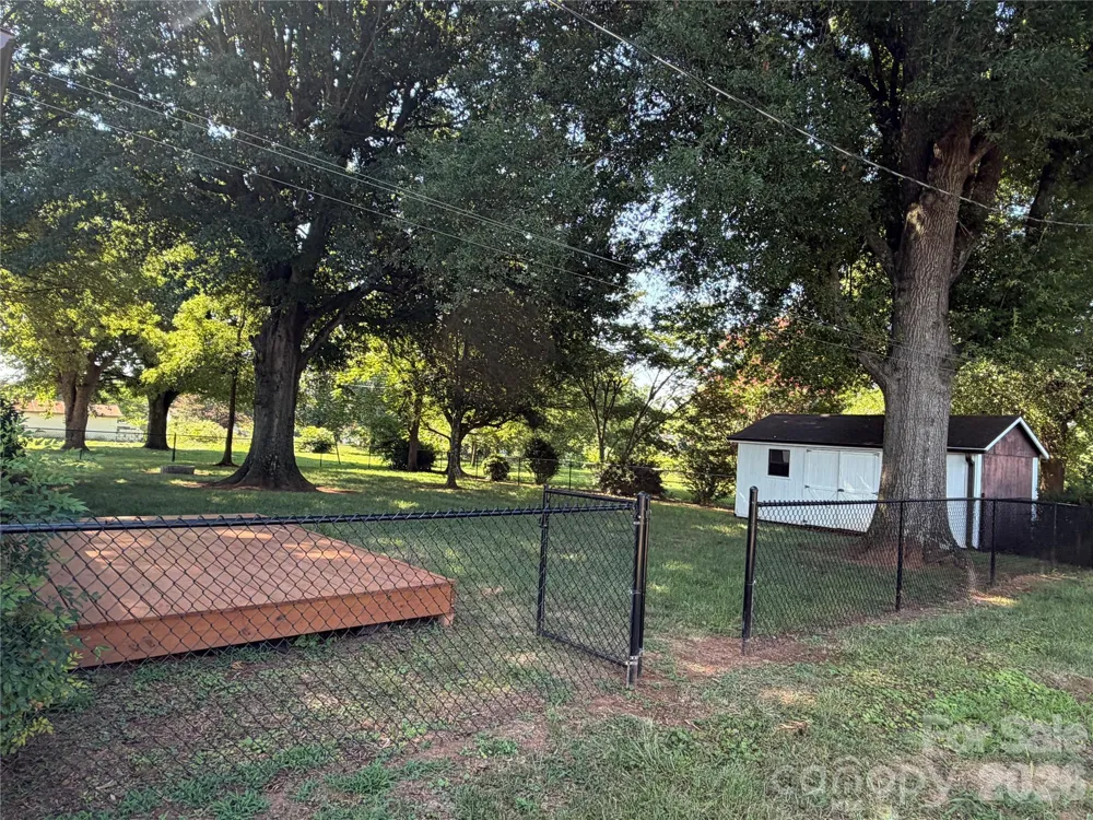 3649 Taylorsville Highway Statesville, NC 28625