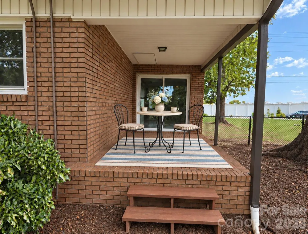3649 Taylorsville Highway Statesville, NC 28625
