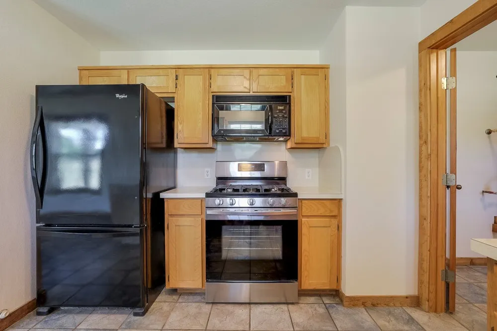 4024 J Rendon Road Burleson, TX 76028