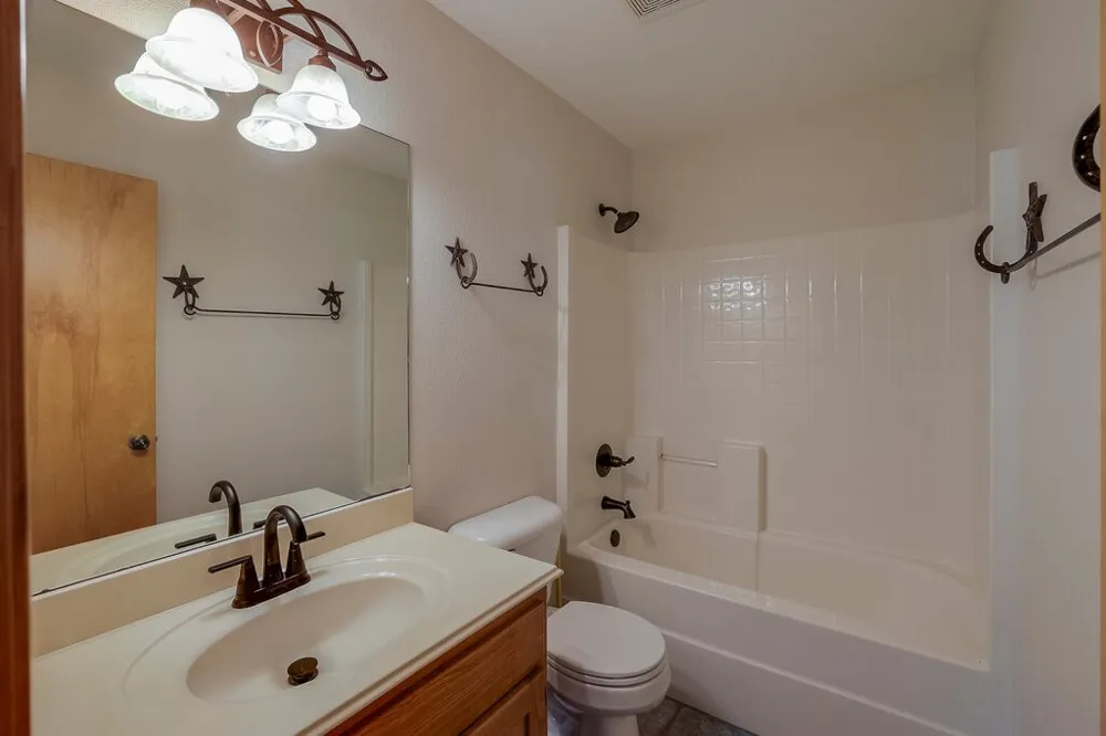4024 J Rendon Road Burleson, TX 76028