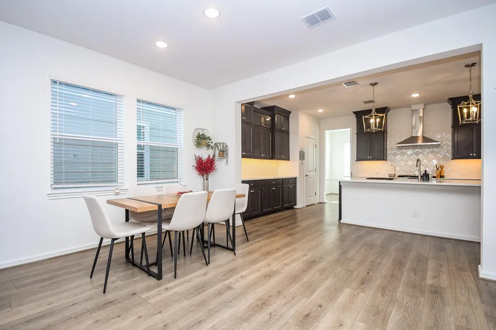 2204 Via Laura South Houston, TX 77051