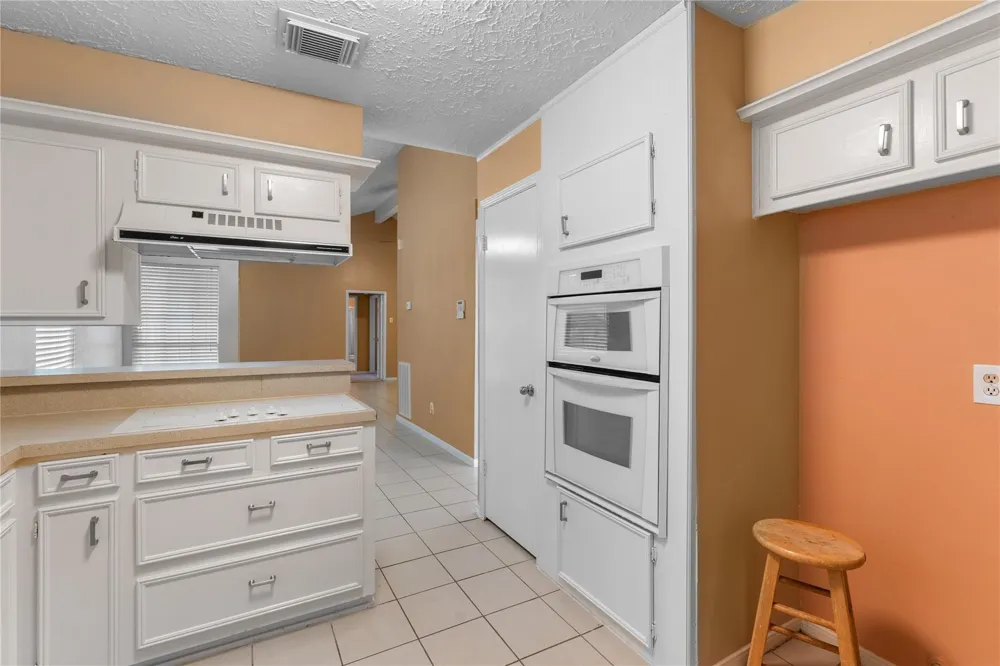 20 Baron Lane Missouri City, TX 77459