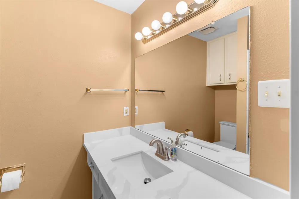 20 Baron Lane Missouri City, TX 77459