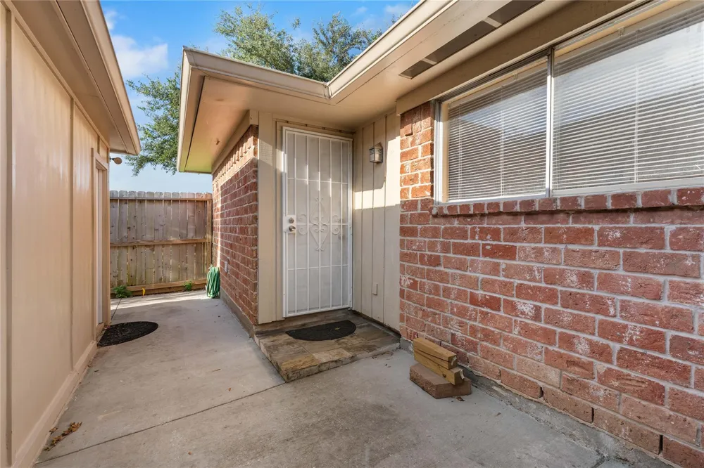 20 Baron Lane Missouri City, TX 77459