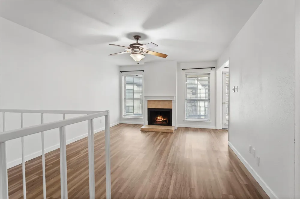 18800 Egret Bay Boulevard #119 Webster, TX 77058
