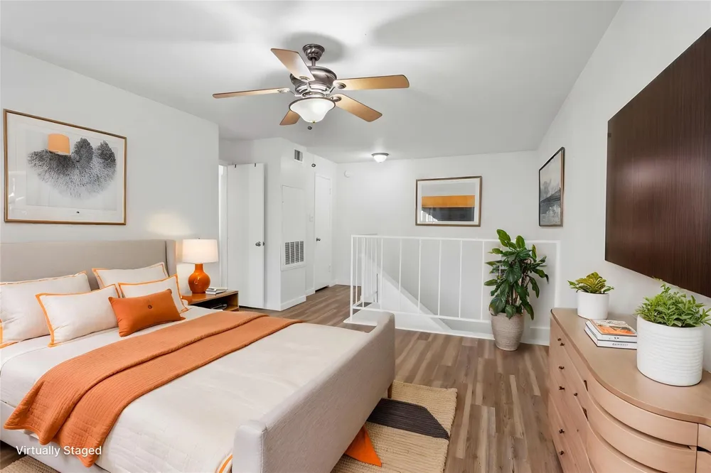 18800 Egret Bay Boulevard #119 Webster, TX 77058