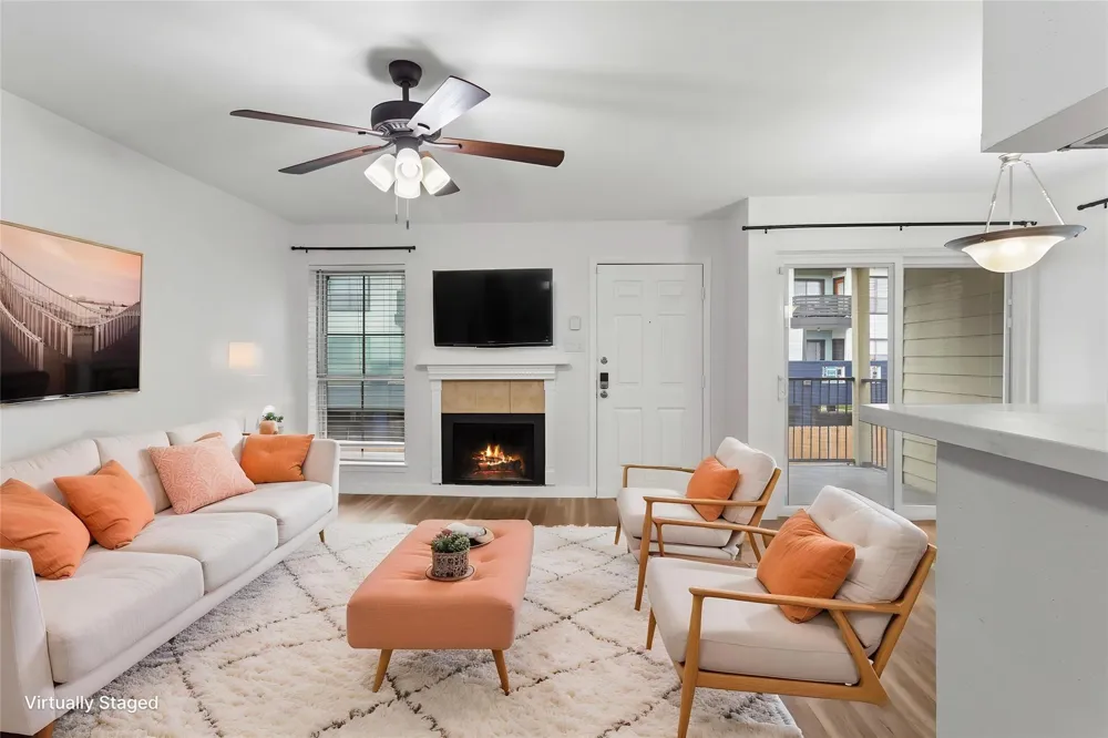 18800 Egret Bay Boulevard #119 Webster, TX 77058