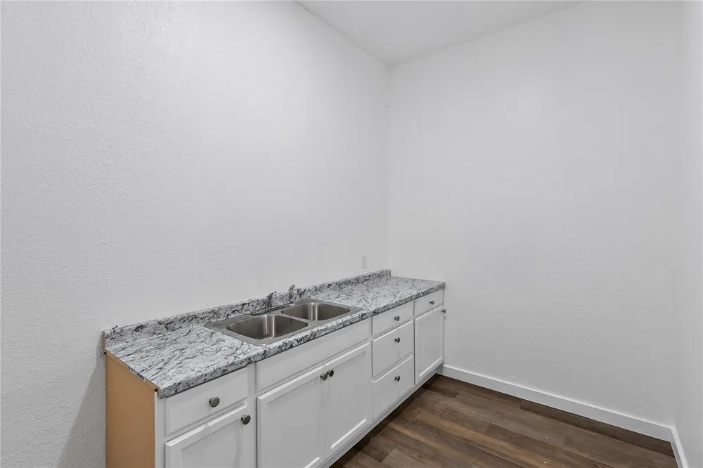 168 County Road 470 Dayton, TX 77535