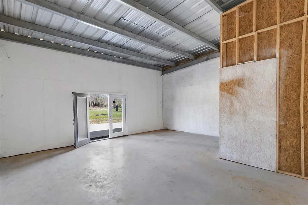 168 County Road 470 Dayton, TX 77535