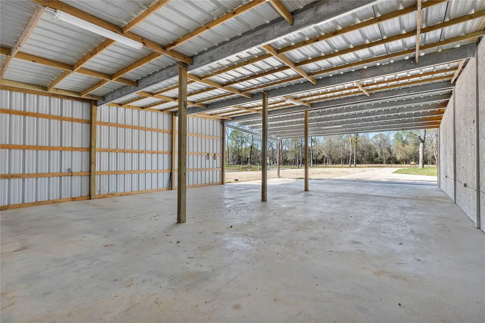 168 County Road 470 Dayton, TX 77535