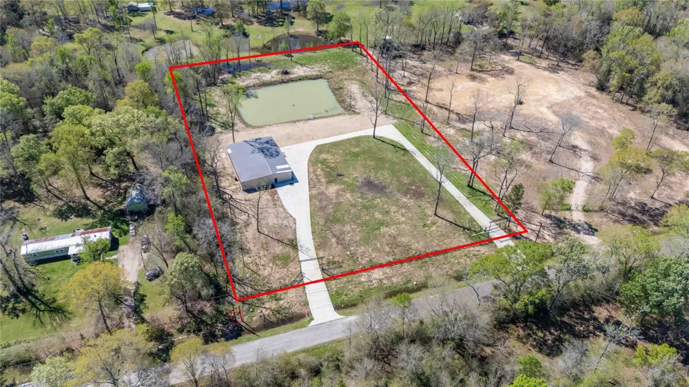 168 County Road 470 Dayton, TX 77535