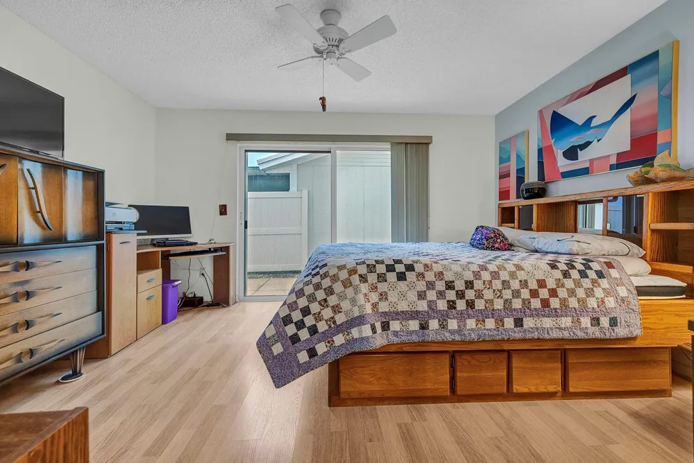 8 Eaton Place Boynton Beach, FL 33426