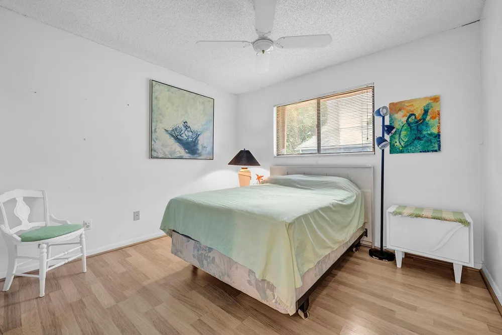 8 Eaton Place Boynton Beach, FL 33426