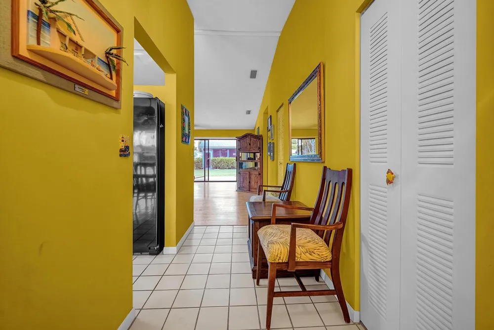 8 Eaton Place Boynton Beach, FL 33426