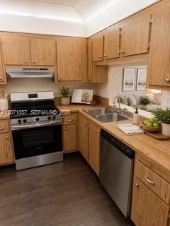 3720 Pine Island Rd #436 Sunrise, FL 33351