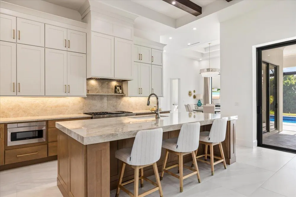 1023 W POLO GROUNDS DRIVE Vero Beach, FL 32966