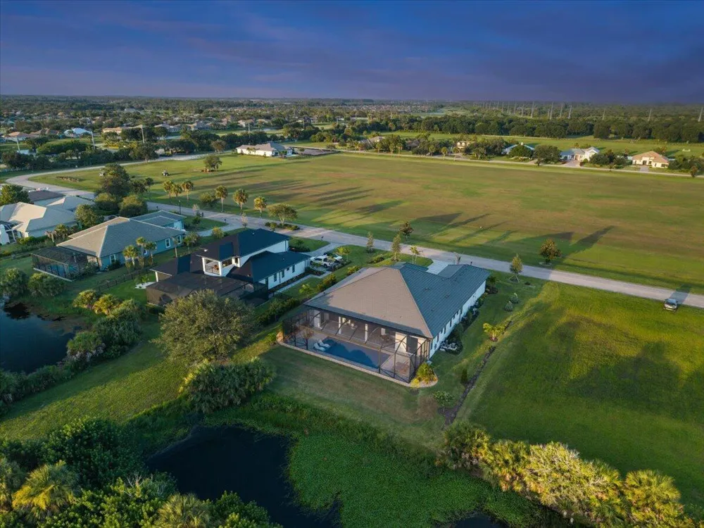 1023 W POLO GROUNDS DRIVE Vero Beach, FL 32966