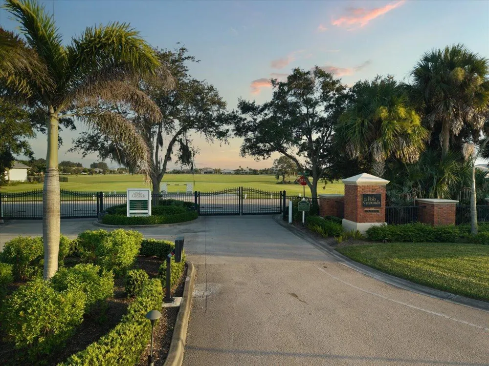 1023 W POLO GROUNDS DRIVE Vero Beach, FL 32966