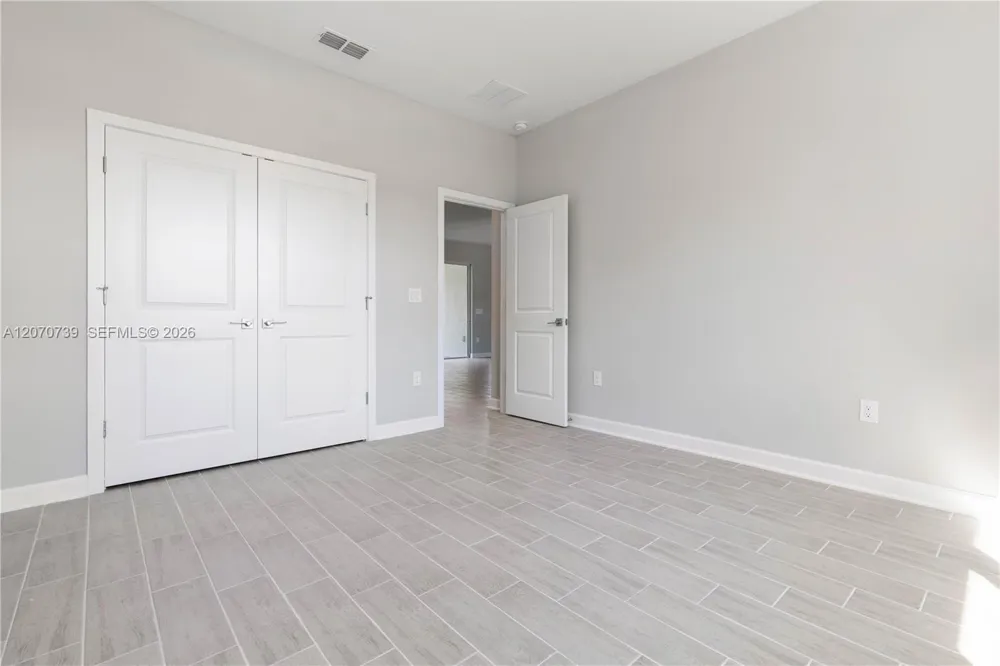 412 VANGUARD ST SE Palm Bay, FL 32909