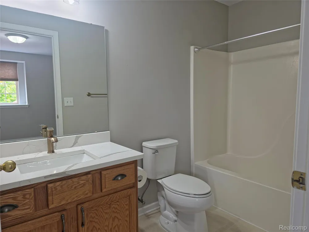 1275 Lilac Lane Waterford Charter Township, MI 48327