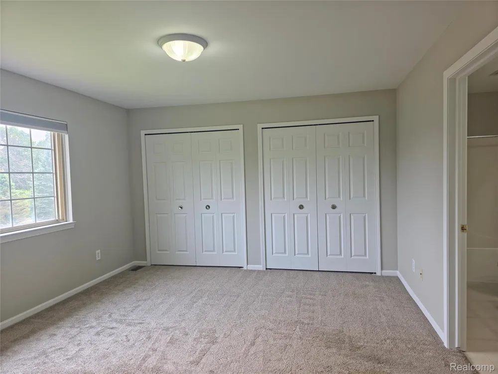 1275 Lilac Lane Waterford Charter Township, MI 48327
