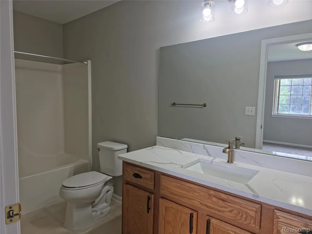 1275 Lilac Lane Waterford Charter Township, MI 48327