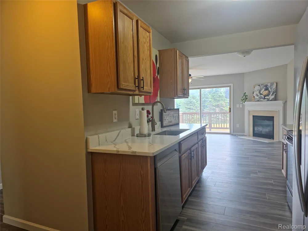 1275 Lilac Lane Waterford Charter Township, MI 48327